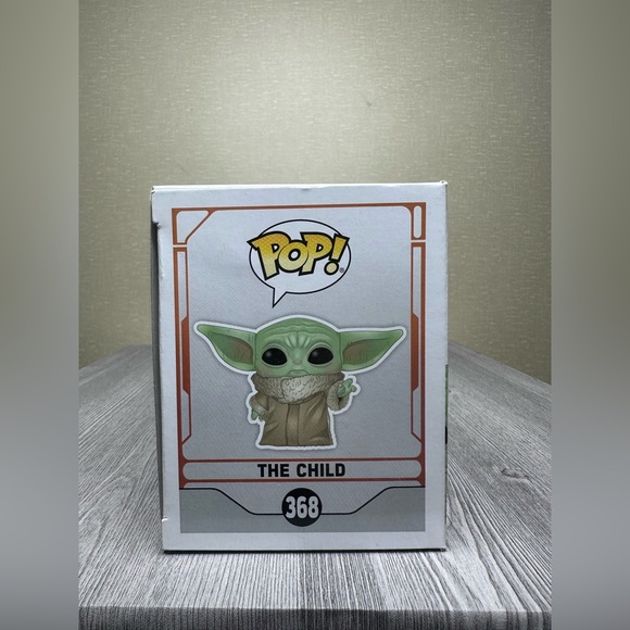 Funko Pop! Vinyl: Star Wars Mandalorian - The Child #368 - Picture 4 of 8